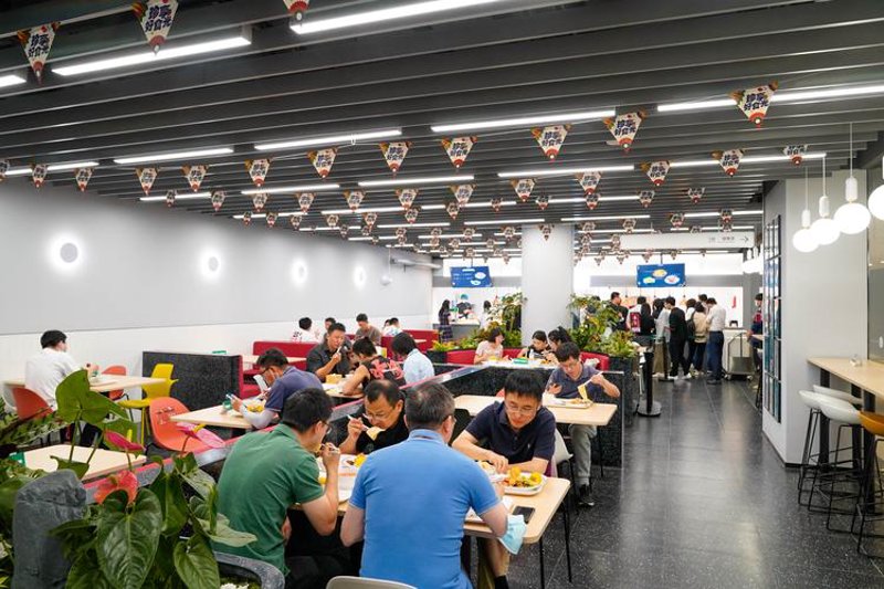 企业员工餐：如何提升办公体验与品牌形象